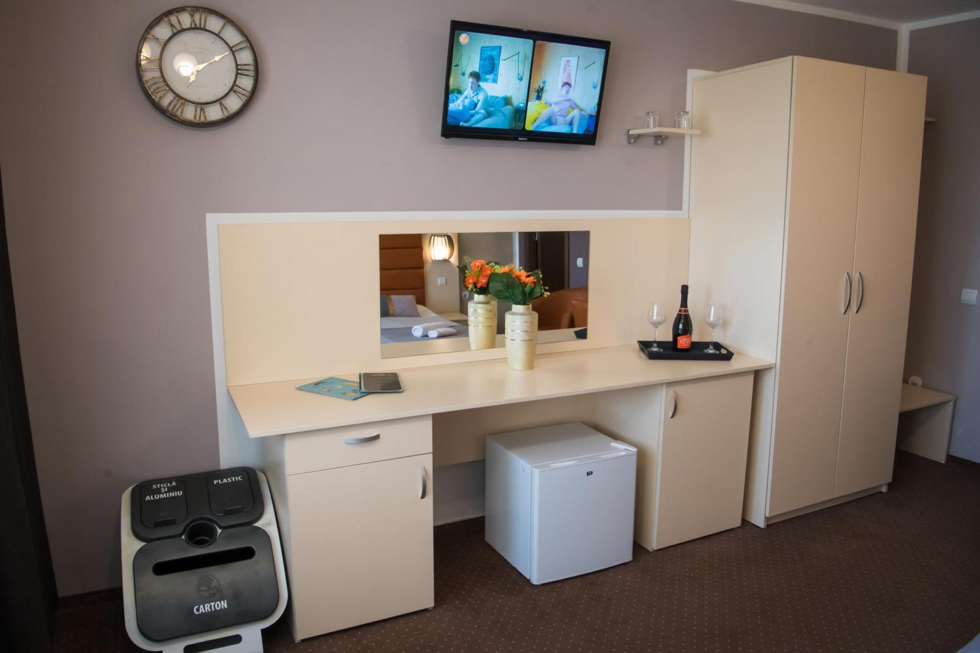 Mbi Travel Inn Krajowa Zewnętrze zdjęcie