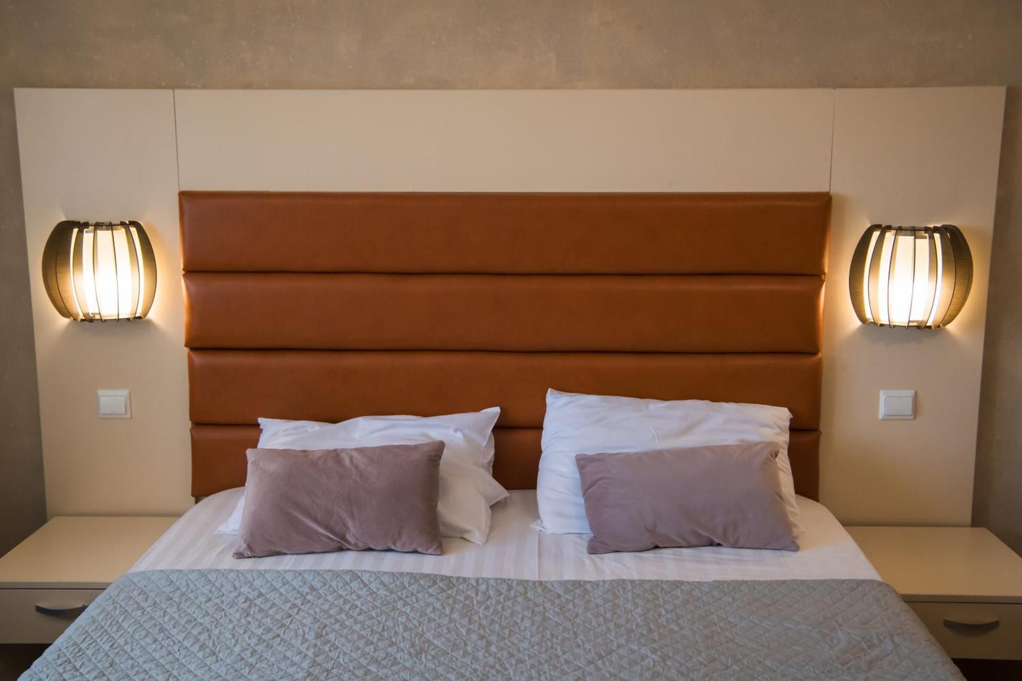 Mbi Travel Inn Krajowa Zewnętrze zdjęcie