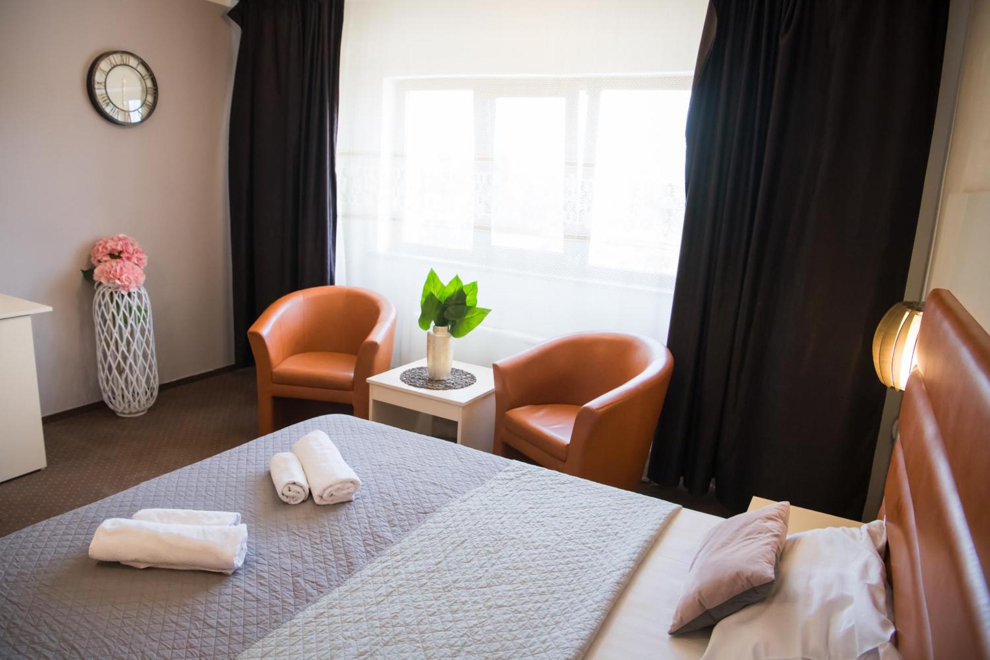 Mbi Travel Inn Krajowa Zewnętrze zdjęcie