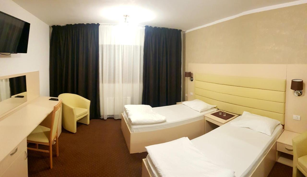 Mbi Travel Inn Krajowa Zewnętrze zdjęcie